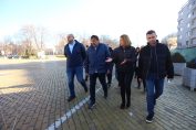 Шишков и Фандъкова инспектират жълтите павета