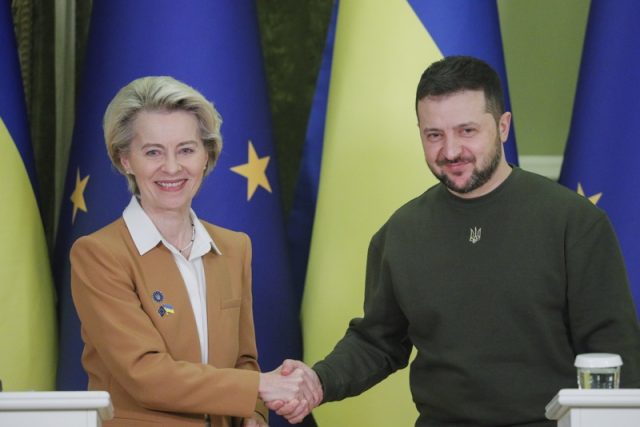Урсула фон дер Лайен и Володимир Зеленски днес в Киев