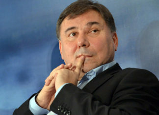 Иван Кръстев