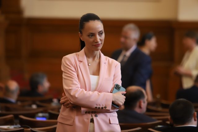 Славена Точева