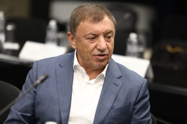 Алексей Петров