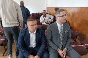 Христиан Пендиков с адвоката си Стефан Камишевски