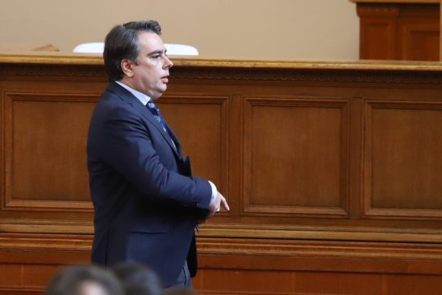 Асен Василев