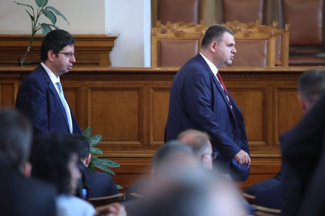 Петър Чобанов, Делян Пеевски