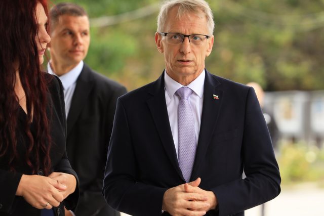 Николай Денков