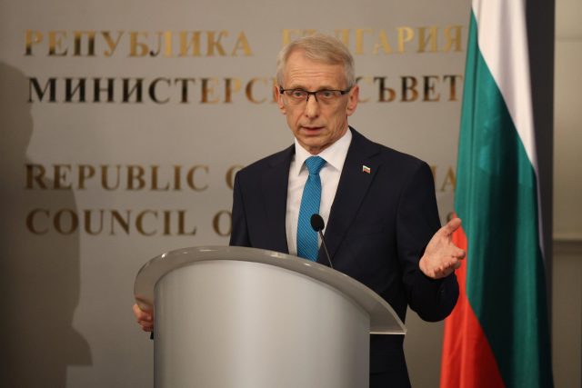 Николай Денков