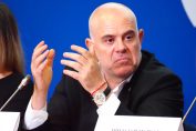 Иван Гешев обявява новия си политически порект