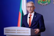 Николай Денков