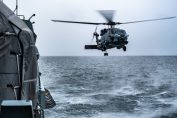 кораб хеликоптер Балтийско море Дания