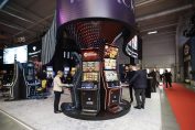 изложение игрална индустрия, хазарт, ротативки