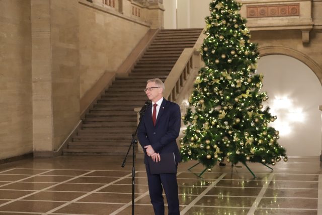 Николай Денков