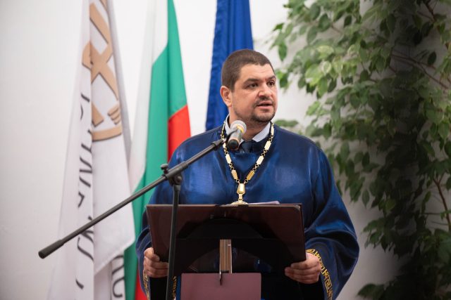 Николай Марин
