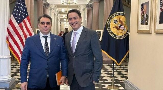 Асен Василев Амос Хохстийн