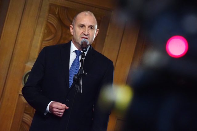 Румен Радев