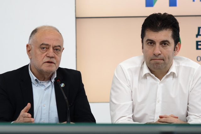 Кирил Петков Атанас Атанасов