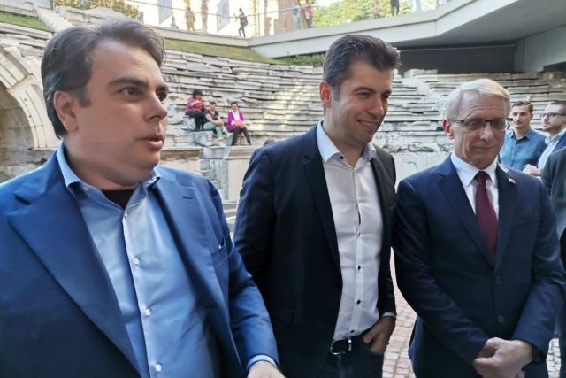 Асен Василев, Кирил Петков, Николай Денков