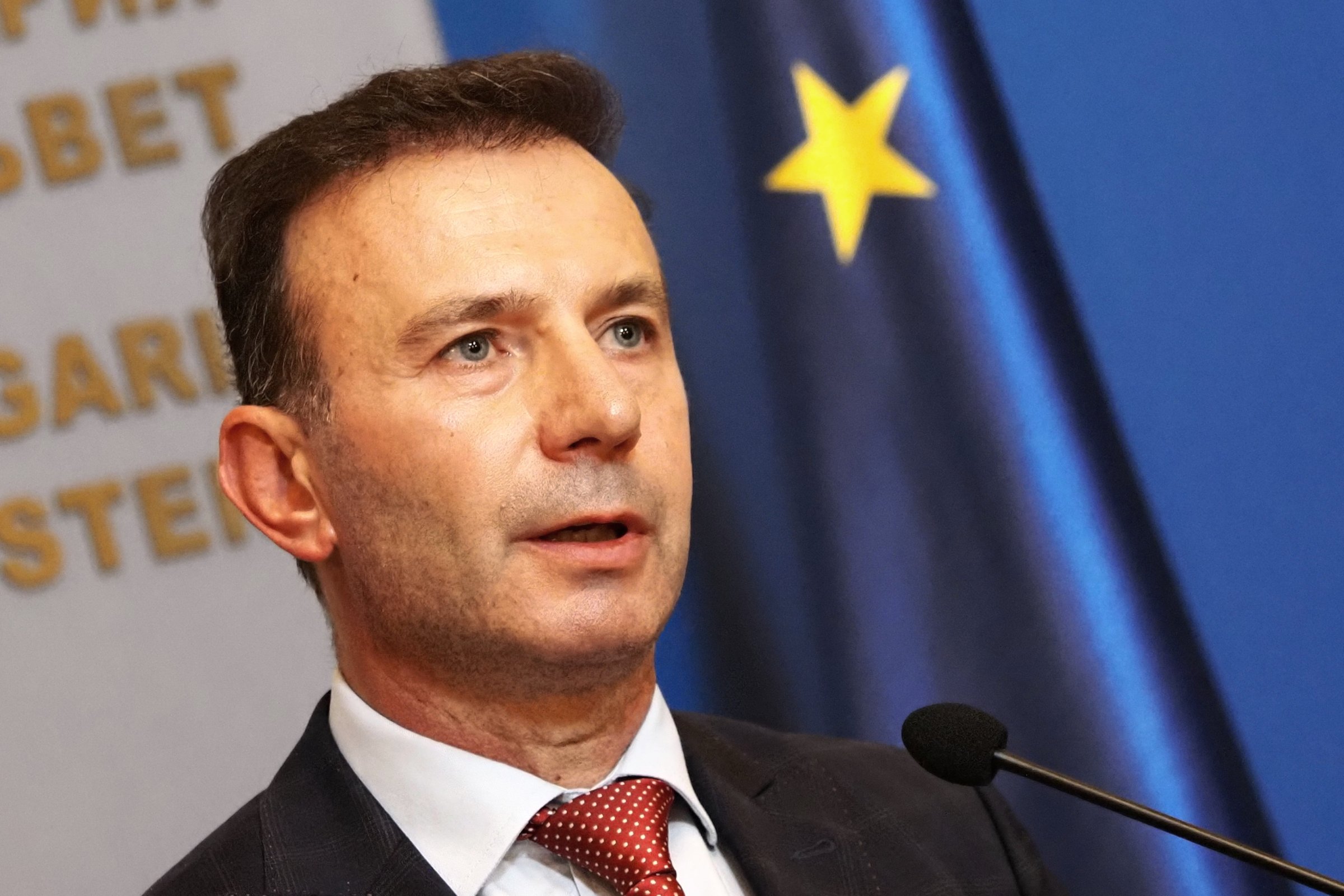 Главният секретар на МВР оттегли оставката си, подал я под натиск