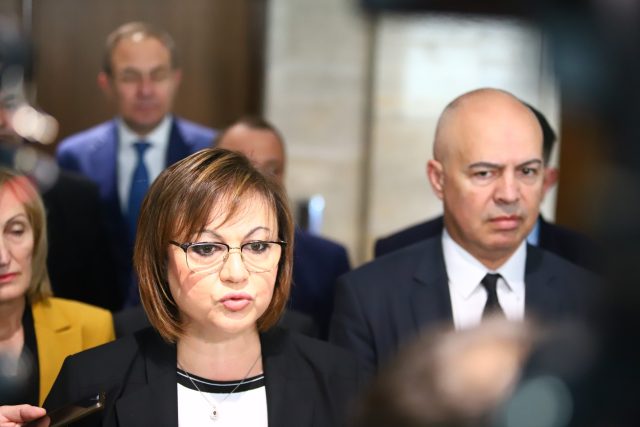 Корнелия Нинова
