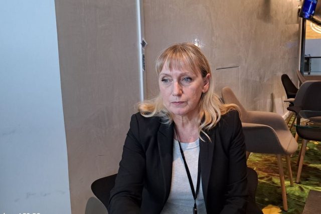 Елена Йончева