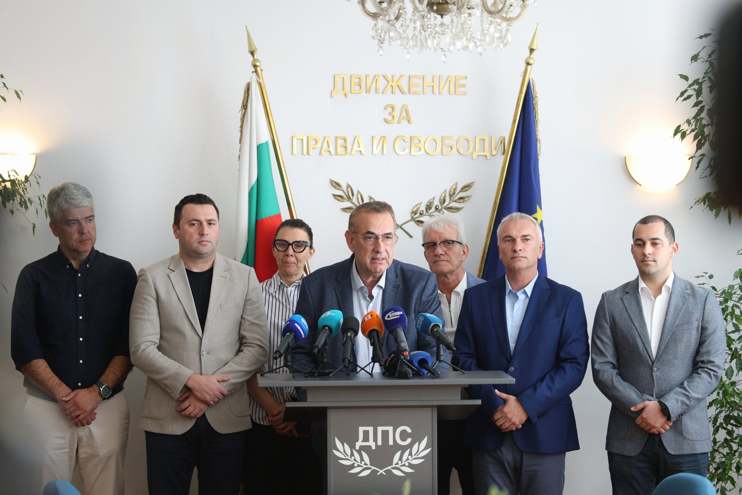 Хората на Доган се оплакват от проверки на ГДБОП, НАП, АДФИ и КПК