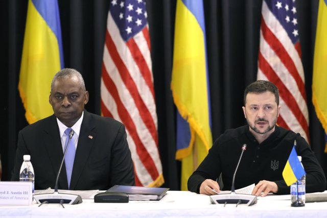 Остин Лойд Володимир Зеленски