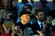 Илон Мъск и Джей ди Ванс на митинг на Тръмп