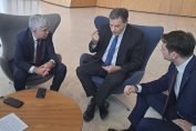 Владимир Малинов с министрите на енергетиката на Гърция и Румъния