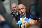 Бойко Борисов говори в кулоарите на НС в петък