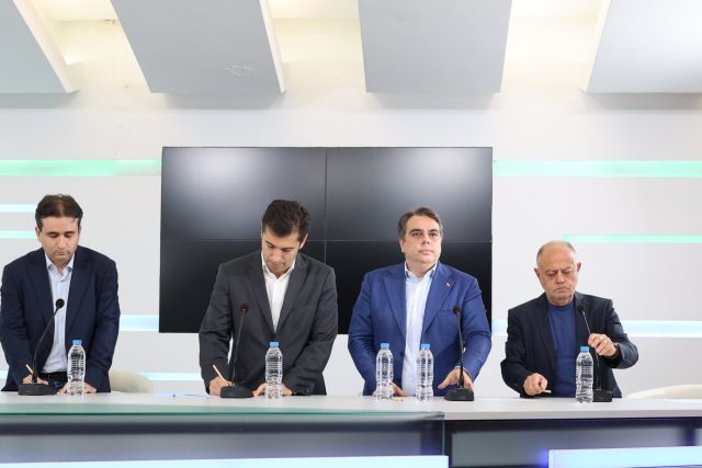 Кирил Петков, Асен Василев, Божидар Божанов, Атанас Атанасов