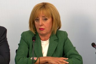 Мая Манолова