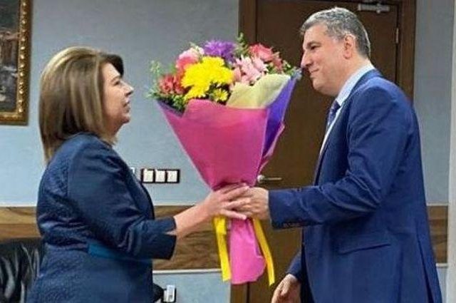 Виолета Коритарова и Андрей Цеков при предаването на властта на 9 април 2024