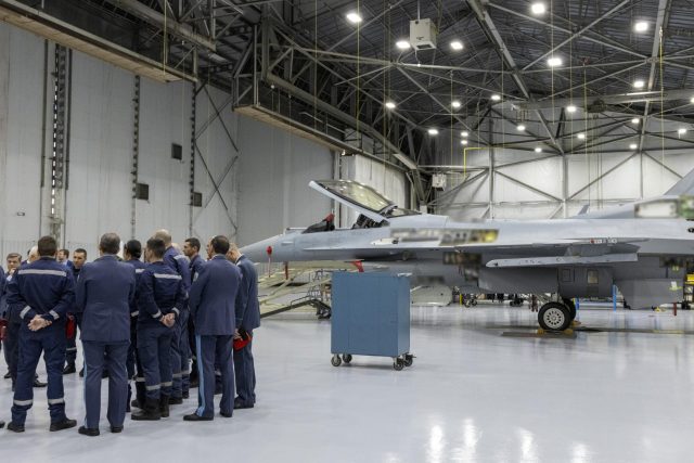 F-16