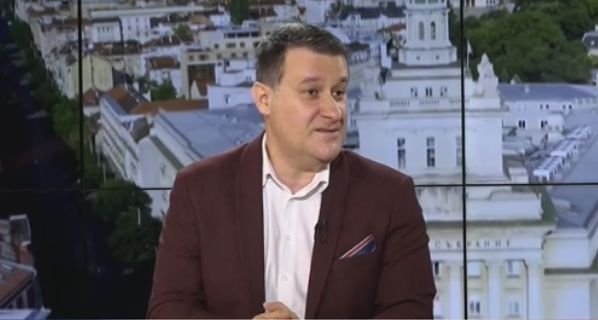 Милен Любенов