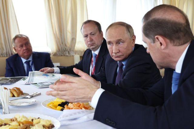 Андрей Костин, ВТБ Банк, Владимир Путин