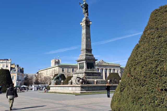 Русе паметник