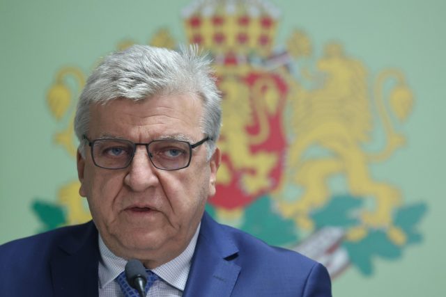 Манол Генов, министър на околната среда и водите