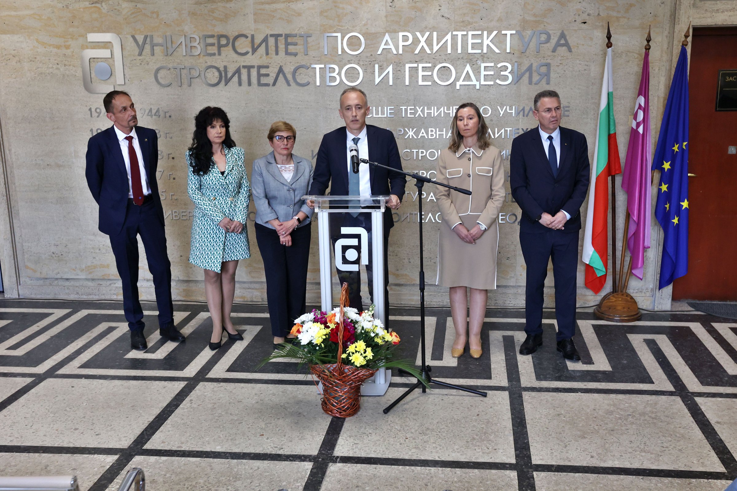 Матурата по математика ще е вход и за техническите специалности