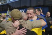 освободени украински военнопленници