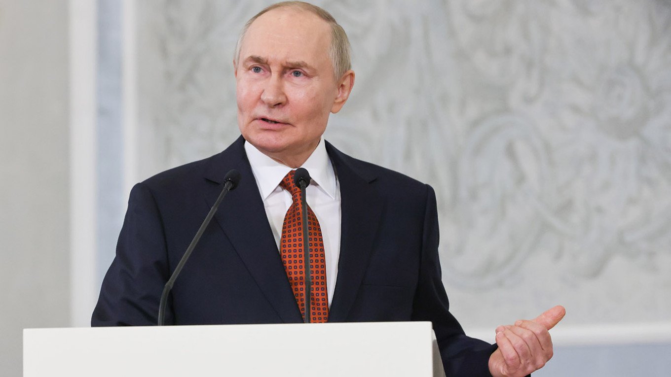 Bloomberg: Путин иска Украйна да предаде целия Донбас, за да се стигне до мирна сделка