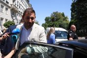 Никола Барбутов
