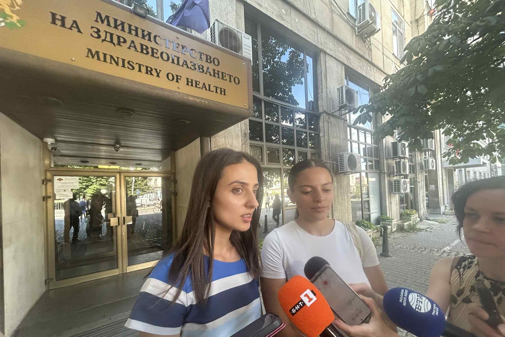 Младите лекари поискаха от МЗ прозрачни конкурси, а не шуробаджанащина при специализациите