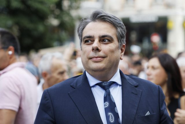Асен Василев