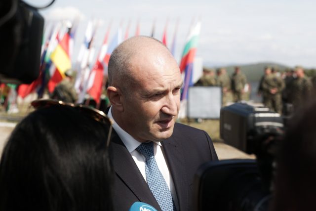 Румен Радев