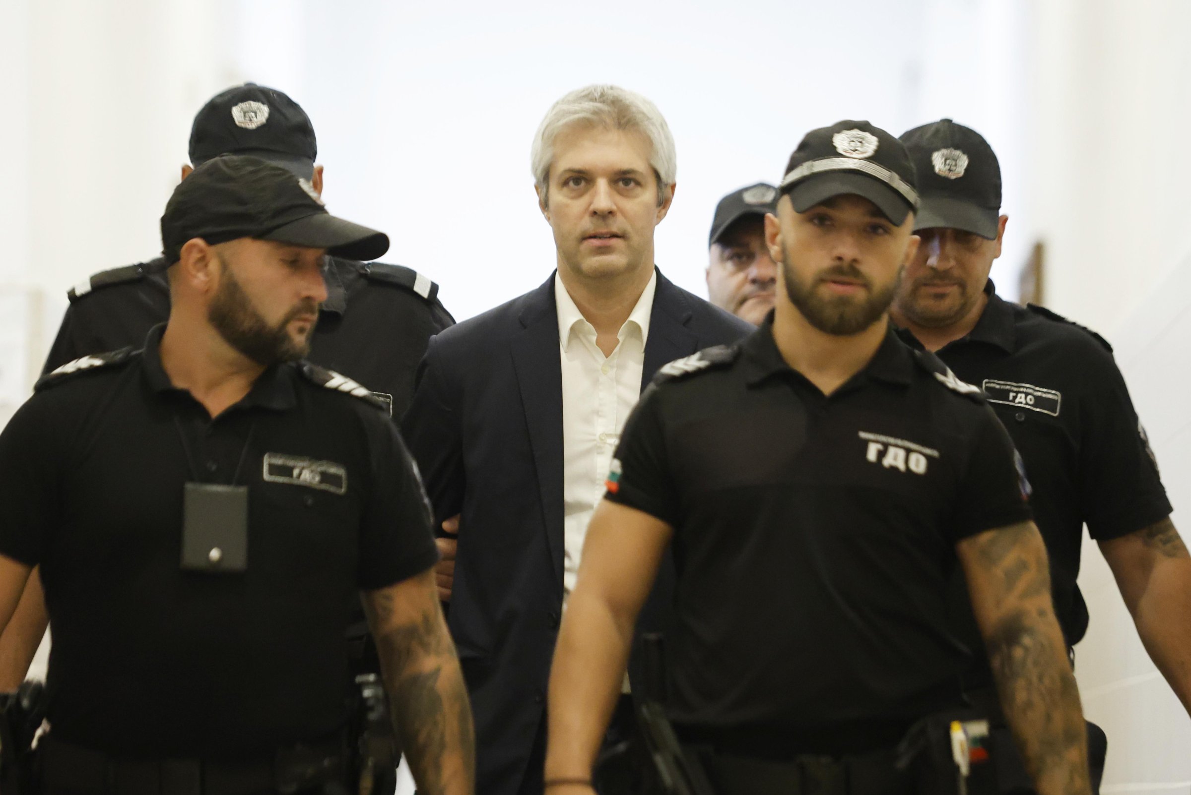 Окончателно: Благомир Коцев остава в ареста