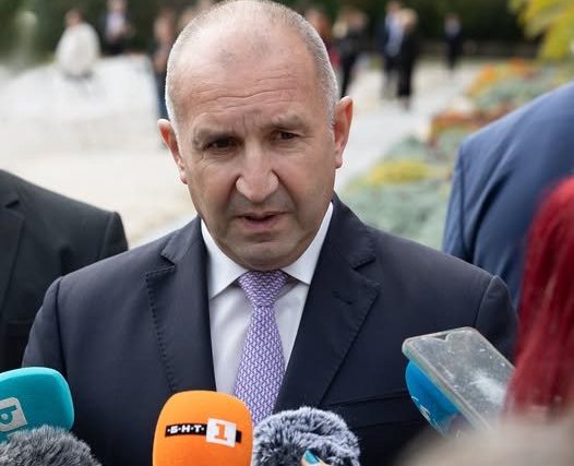 Румен Радев