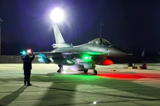 F-16