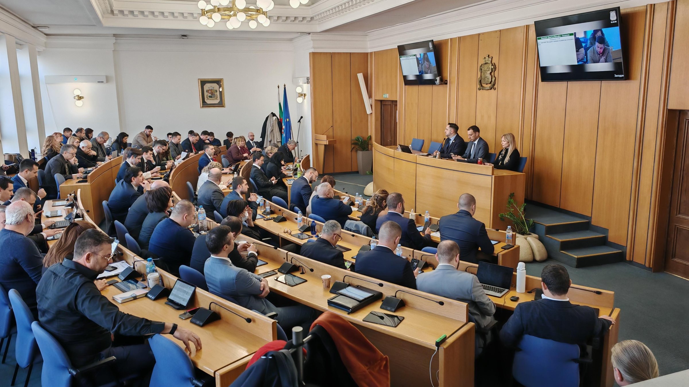 22 етажа корупция. СОС пусна спорна имотна сделка в Младост
