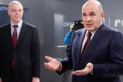 Министърът на финансите Антон Силуанов и премиерът Михаил Мишустин