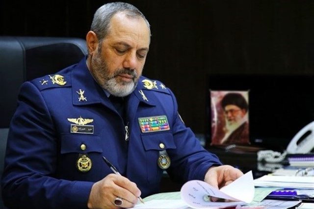 Иранският министър на отбраната Азиз Насирзаде