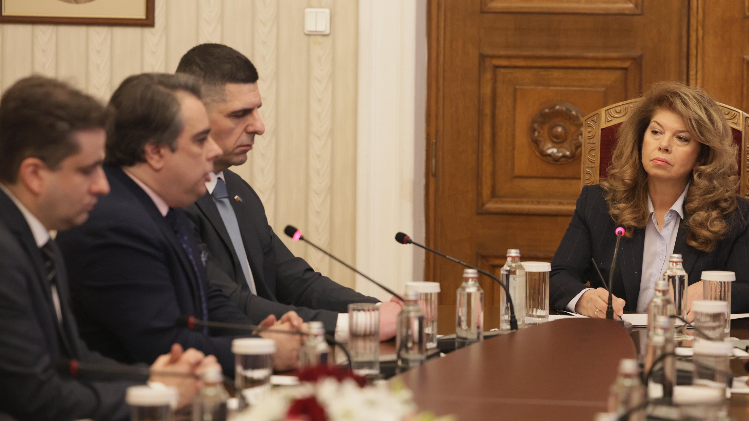 ПП-ДБ при президента: Служебният кабинет трябва да гарантира честен вот и спиране на корупционното кранче на Пеевски-Борисов